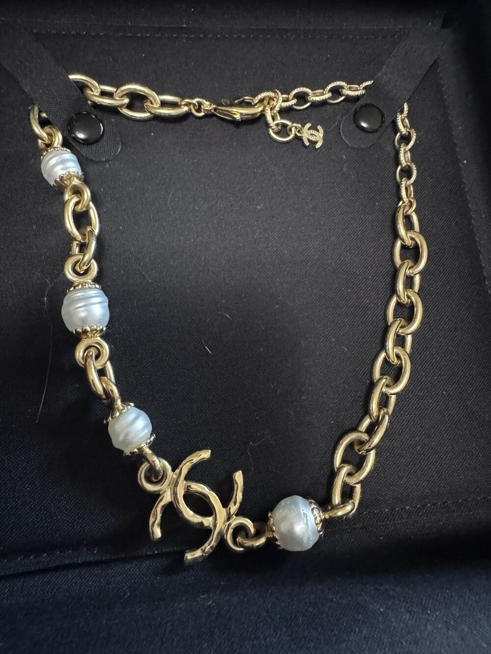 CHANEL 23A CC Logo Faux Pearl Gold Tone Chain Necklace 16” Made in France